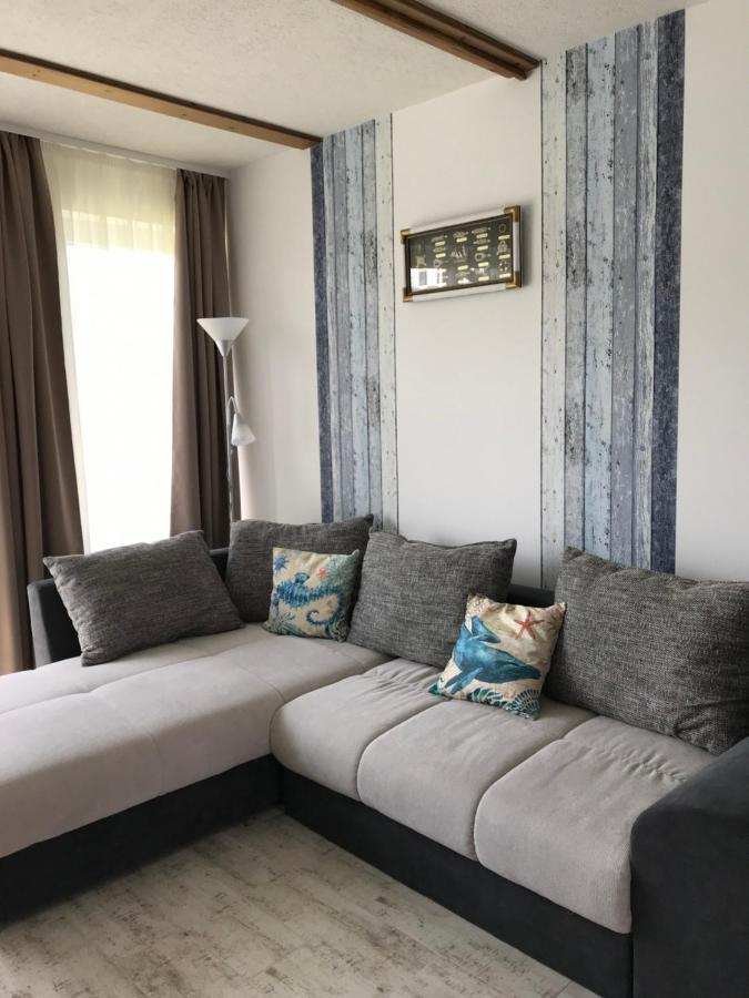 Platan Apartmanhaz Balatongyorok Exterior photo