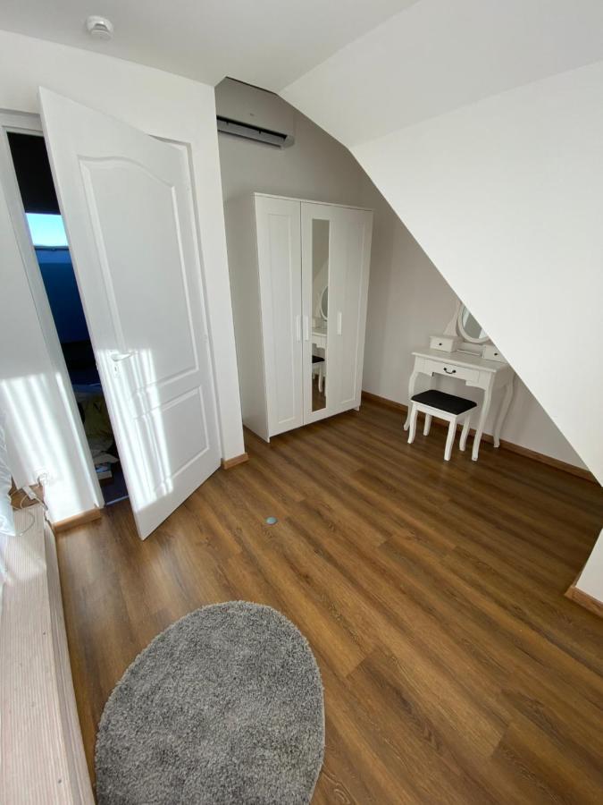 Platan Apartmanhaz Balatongyorok Exterior photo
